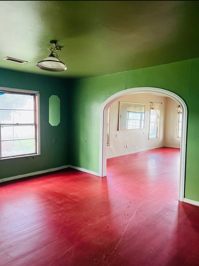 4425 Harvard St, Houston, TX 77018 - photo 3