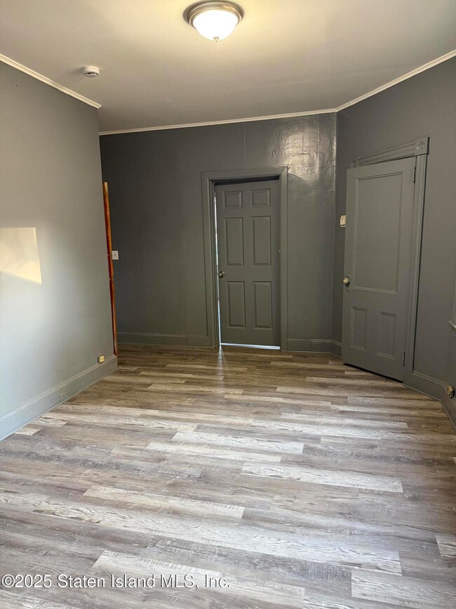 247 Charles Ave unit 1, Staten Island, NY 10302 - photo 3
