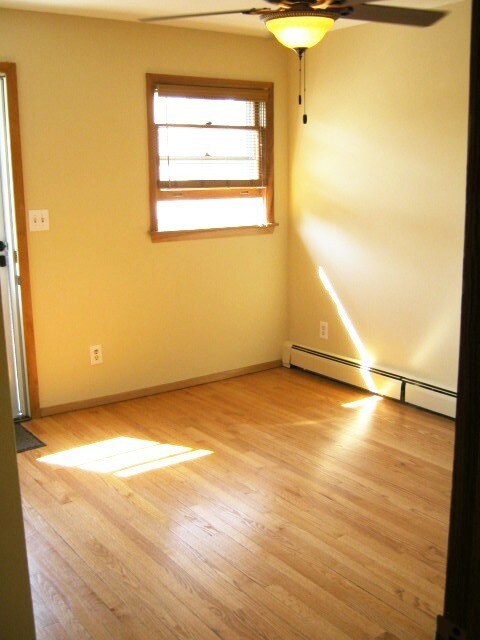 942 North Ave unit 2S, Waukegan, IL 60085 - photo 5