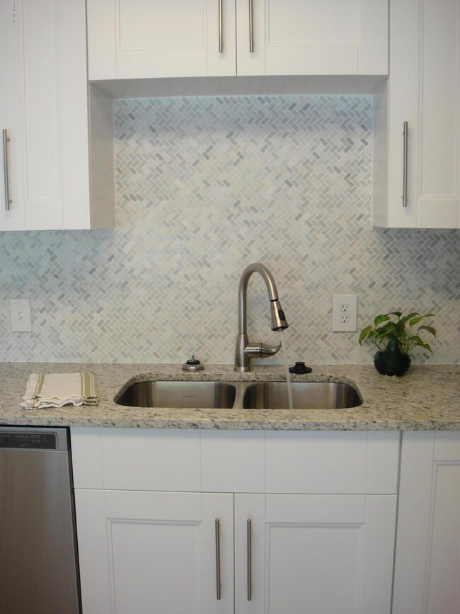 2117 Saul Dr, Jacksonville, FL 32216 - photo 6