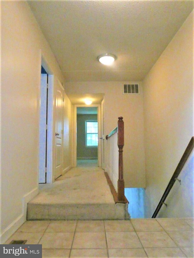 3912 Chesterwood Dr unit 59, Silver Spring, MD 20906 - photo 5