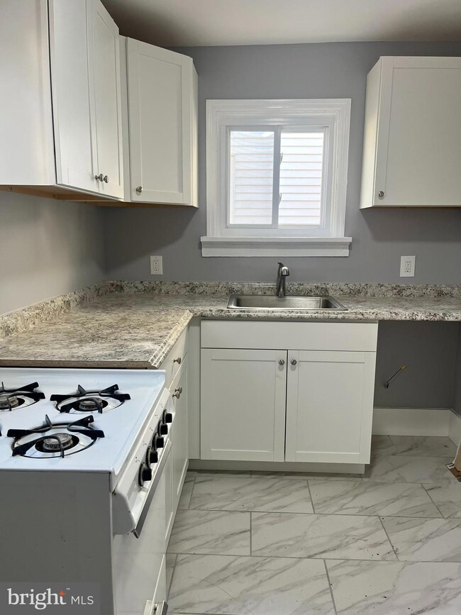 22 Hazel Ave unit B, Pitman, NJ 08071 - photo 5