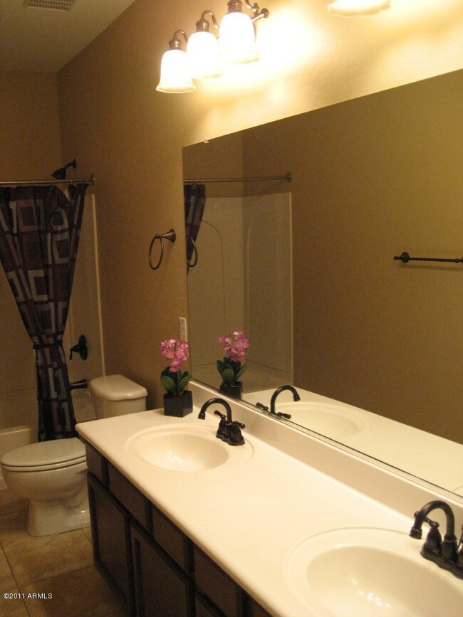 secondary bathroom