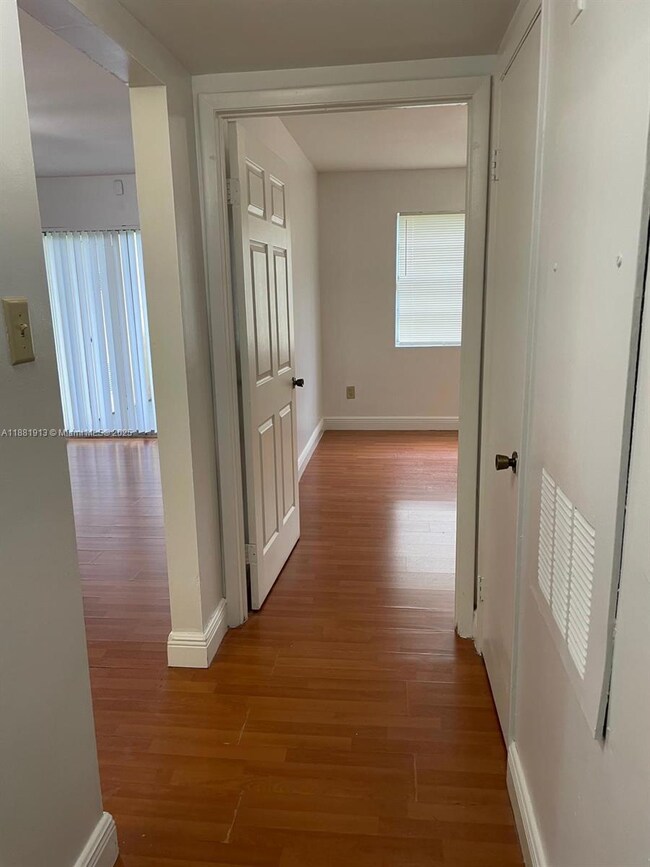 15315 SW 106th Terrace unit 413, Miami, FL 33196 - photo 4