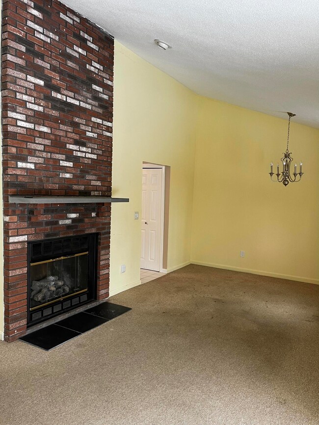 58 Harbor Lights Rd unit C58, Buzzards Bay, MA 02532 - photo 7