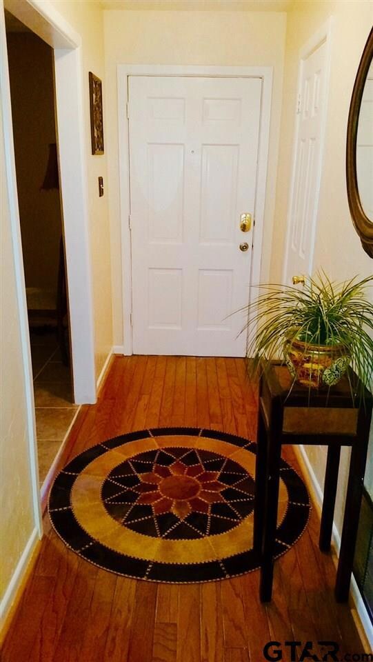 1701 1701 Yosemite Dr, Tyler, TX 75703 - photo 4