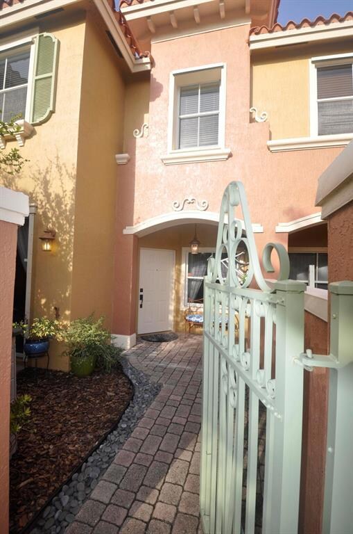 756 SW 106th Ave unit 1908, Pembroke Pines, FL 33025 - photo 3