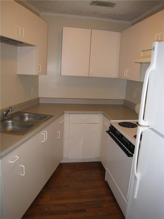 632 Broadway St, New Orleans, LA 70118 - photo 4