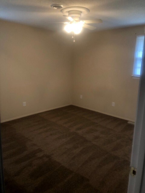 266 Oak Lake Dr, Augusta, GA 30907 - photo 4