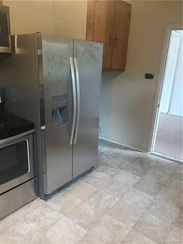 250 Bell Farm Rd, Statesville, NC 28625 - photo 2