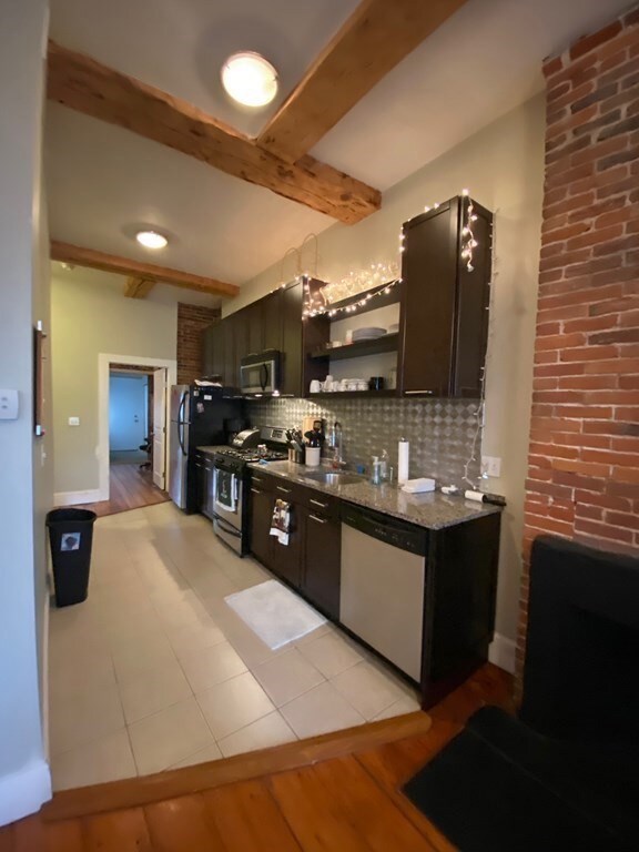 10 Union St unit 1, Salem, MA 01970 - photo 4