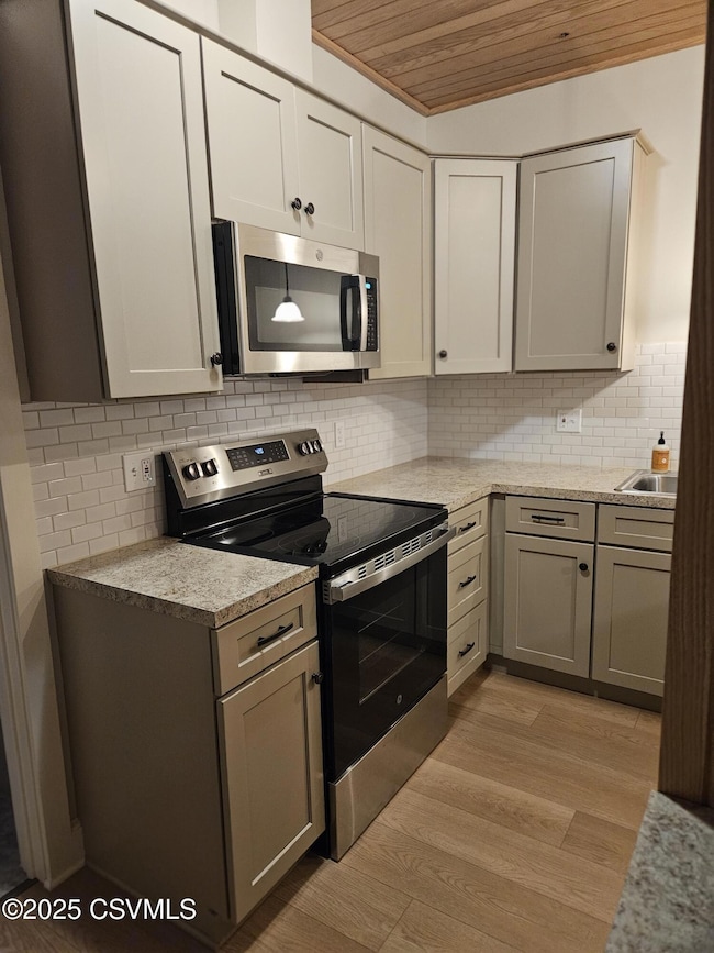 223 E 10th St, Bloomsburg, PA 17815 - photo 3