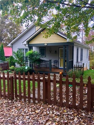 Fully fenced yard is great for playing or gardenin