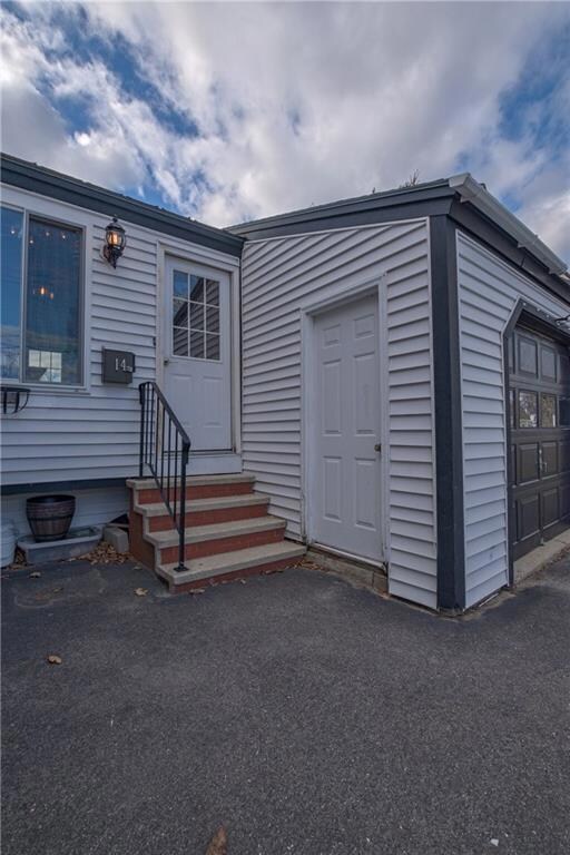 14 Weymouth St, Saco, ME 04072 - photo 4