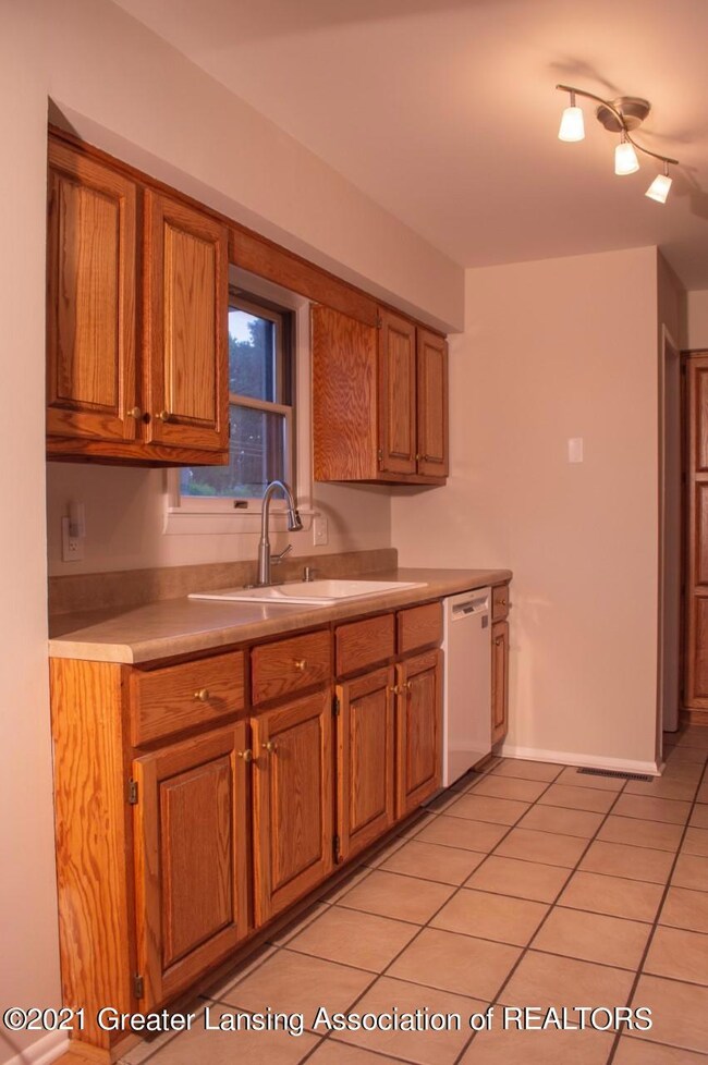 1- KITCHEN 1