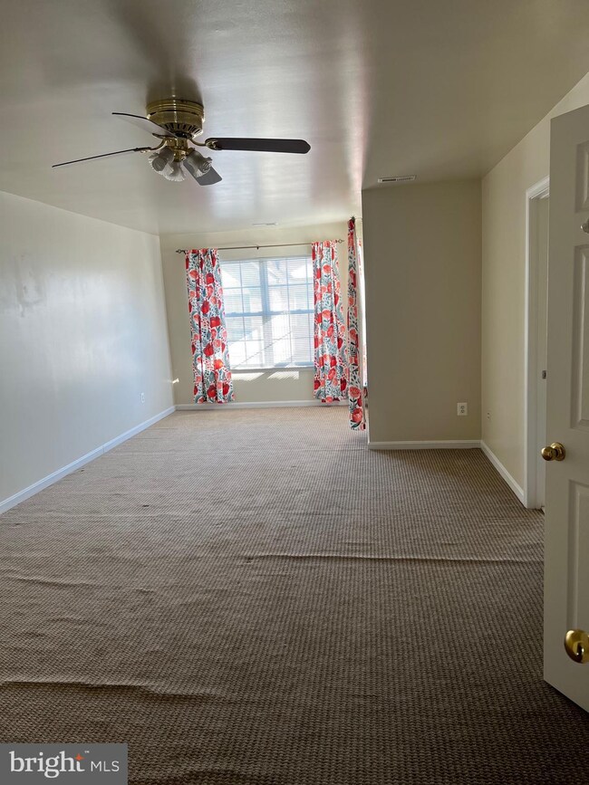 2511 James Maury Dr, Herndon, VA 20171 - photo 5