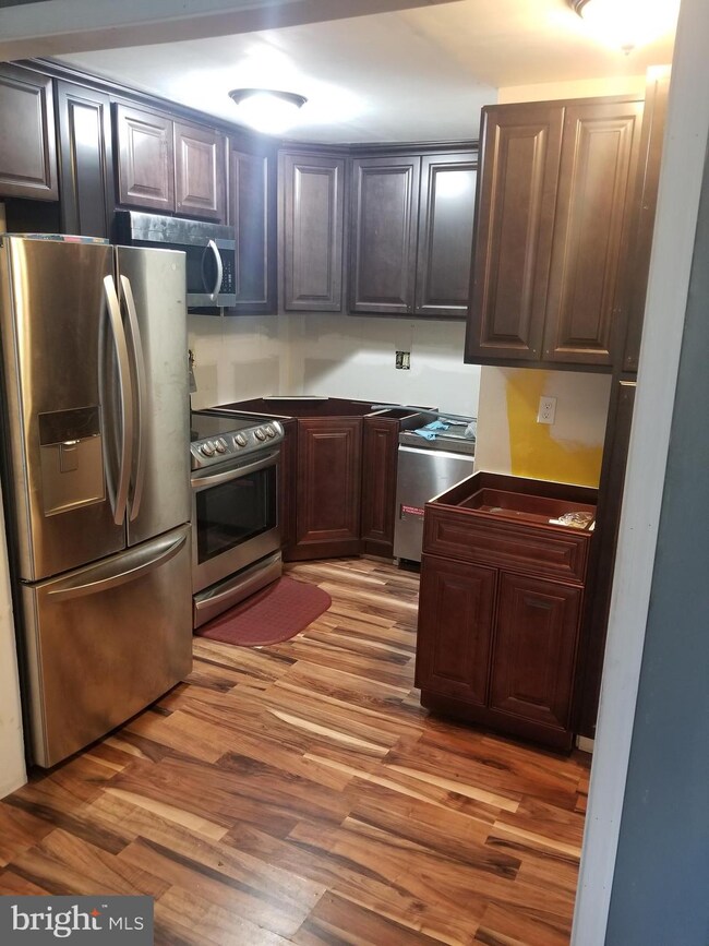 124 Daimler Dr unit 2, Capitol Heights, MD 20743 - photo 5