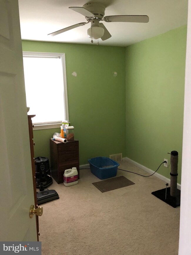 459 Griscom Dr, Woodbury, NJ 08096 - photo 3