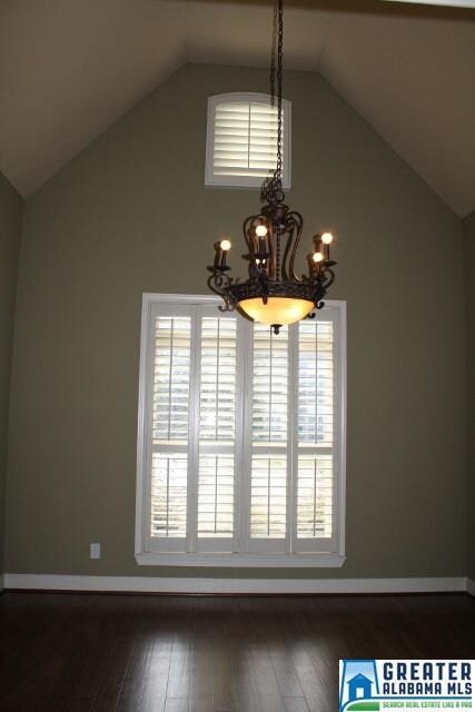 Vaulted ceilings. Hardwood floors.
