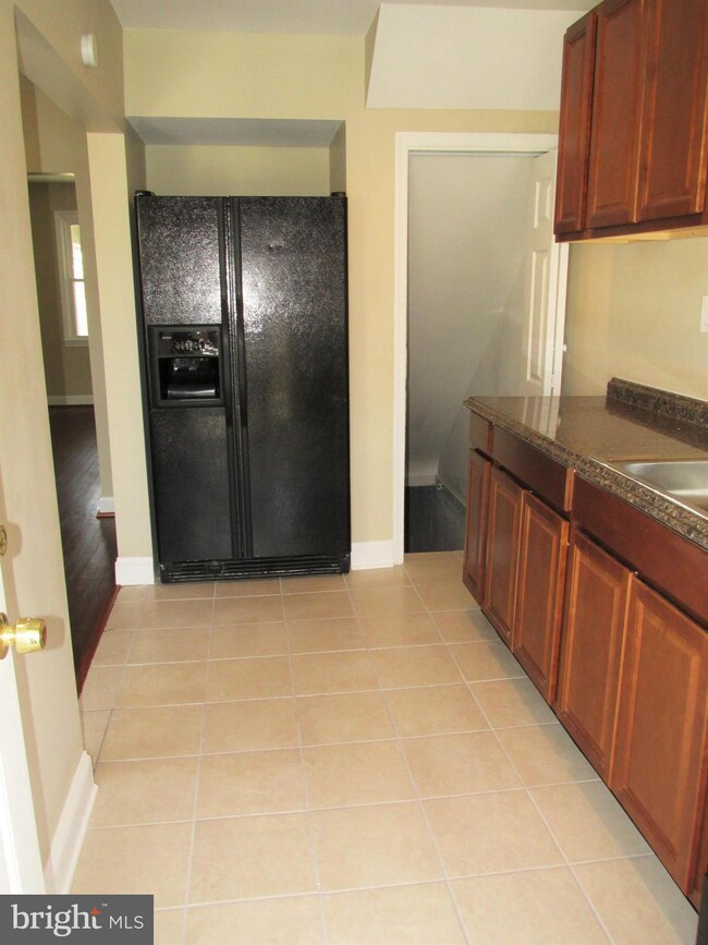 226 Kingston Rd, Middle River, MD 21220 - photo 5