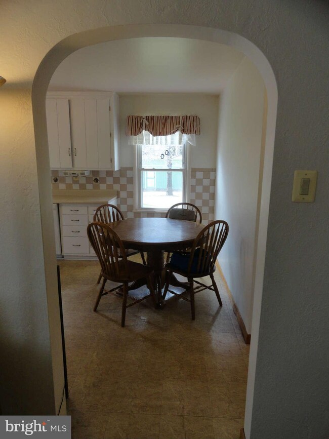 1404 Pomeroy Ave, Abingdon, MD 21009 - photo 6