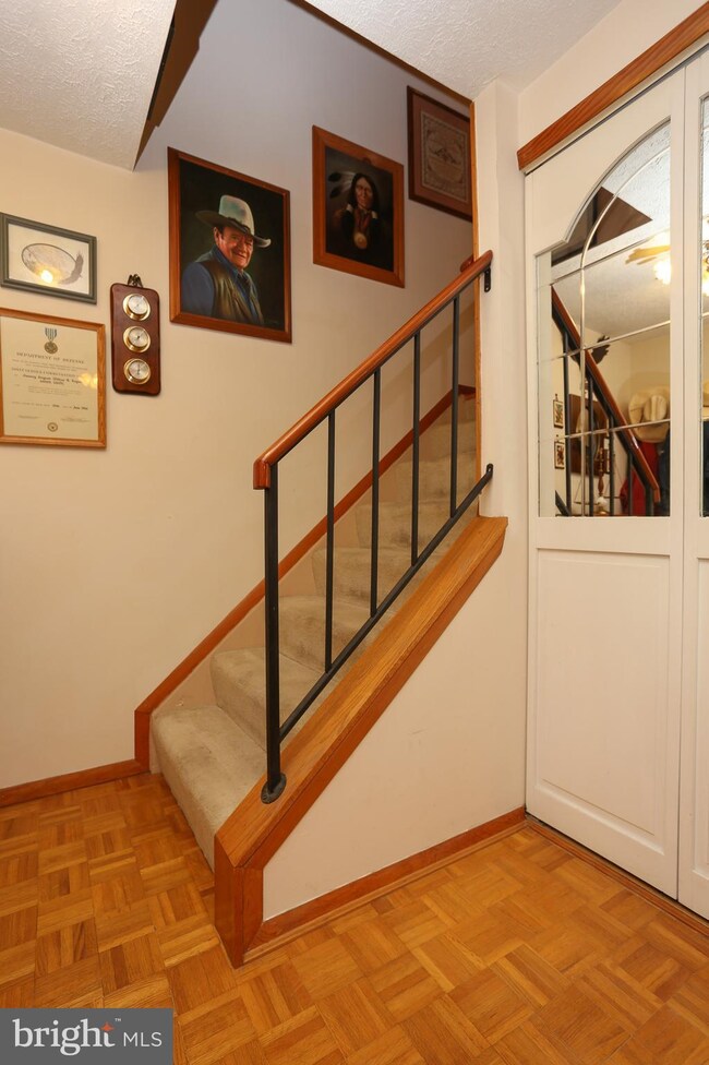 2519 Vivaldi Ln, Gambrills, MD 21054 - photo 7