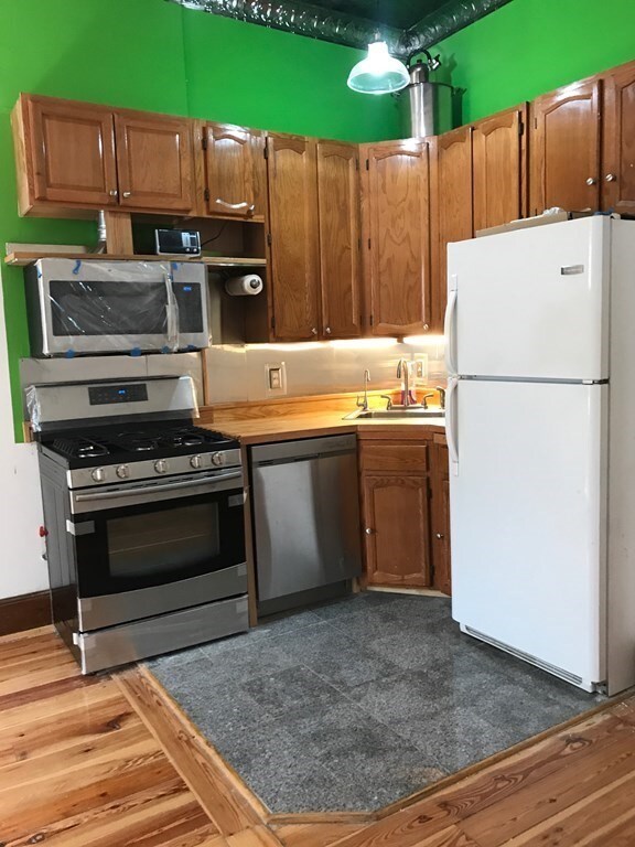 10 Millmont St unit 2, Roxbury, MA 02119 - photo 3