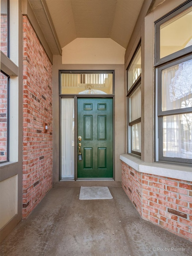 9 Pebble Beach Ct, Lake In the Hills, IL 60156 - photo 2