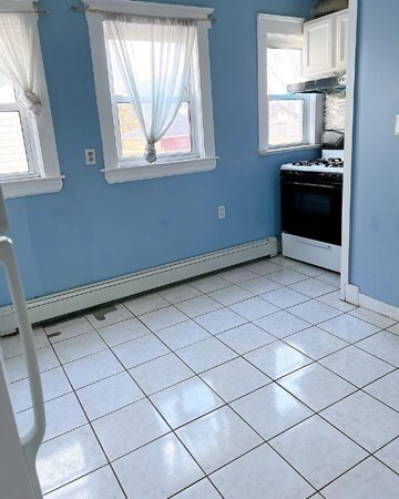 199 Farrington St unit 1, Quincy, MA 02170 - photo 2