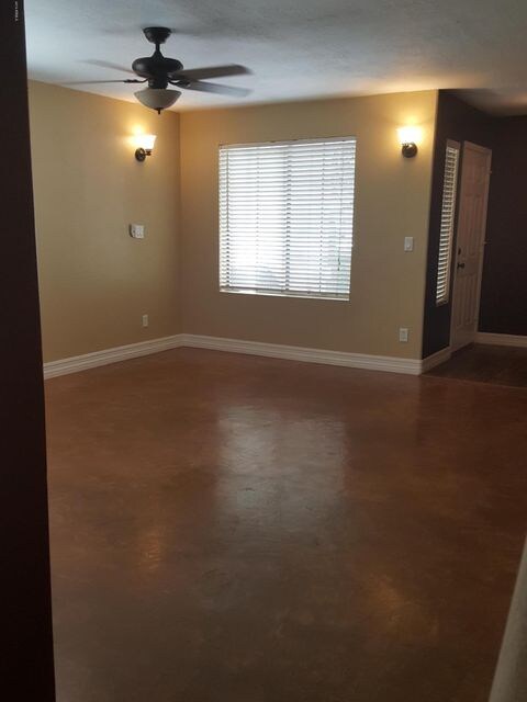 Living room 2