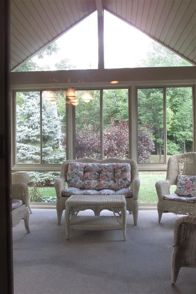 9517 Marquis Ln, Fort Wayne, IN 46835 - photo 6