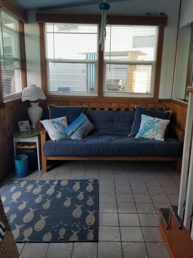 371 Living rm