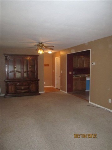 1925 W 7th St, Davenport, IA 52802 - photo 3