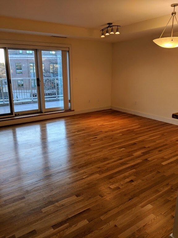 377 Summer St unit 3, Somerville, MA 02144 - photo 5