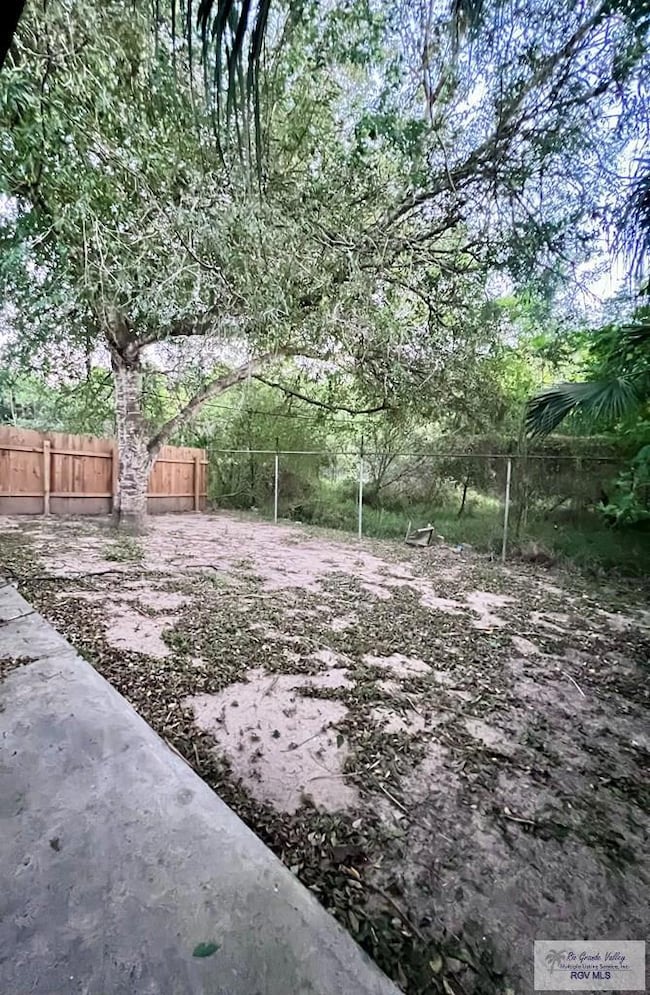 4318 Waco Rd unit 1, Brownsville, TX 78521 - photo 6