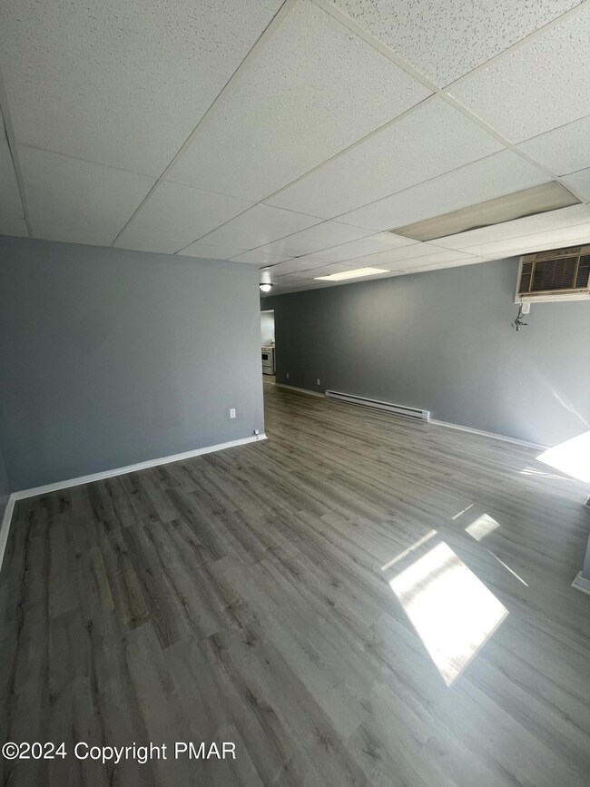 371 Park Ave unit 1st Floor, Wilkes Barre, PA 18702 - photo 4