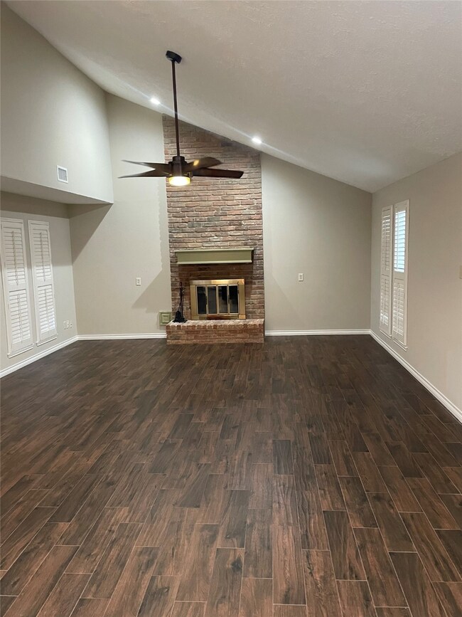 15111 Willow Branch Dr, Houston, TX 77070 - photo 6