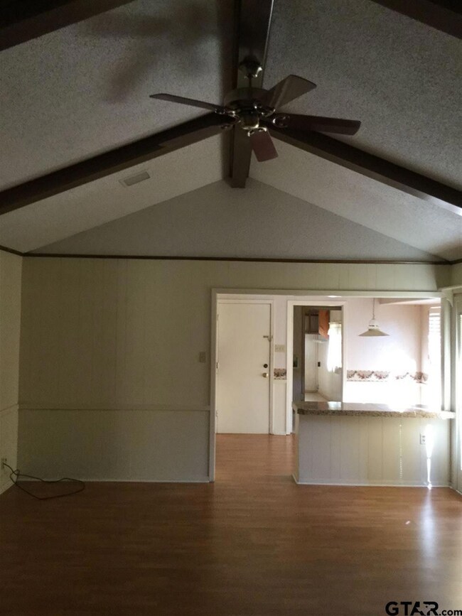 501 DR 501 Dr Winchester, Tyler, TX 75701 - photo 6