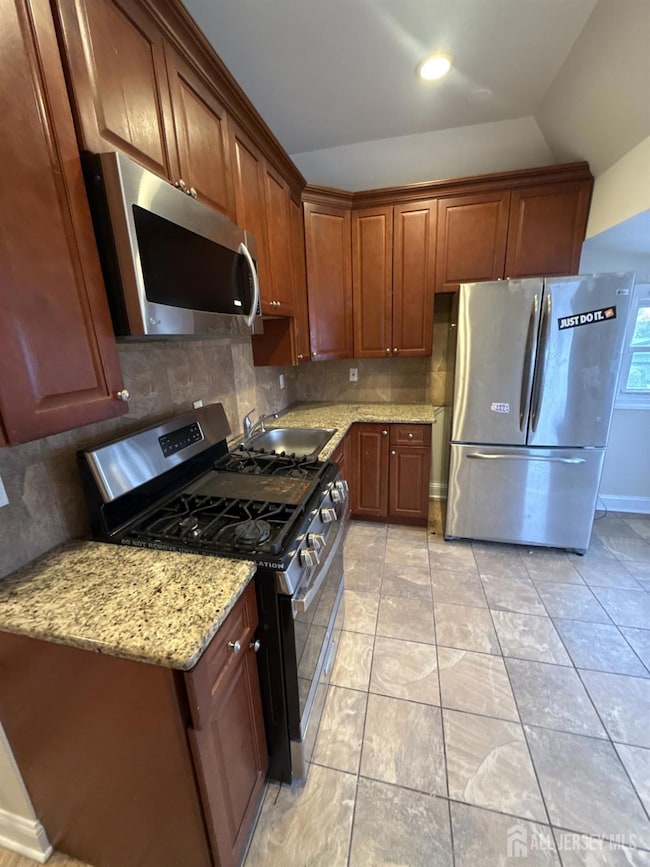 472 Cliff Rd unit 3, Woodbridge Township, NJ 07077 - photo 7