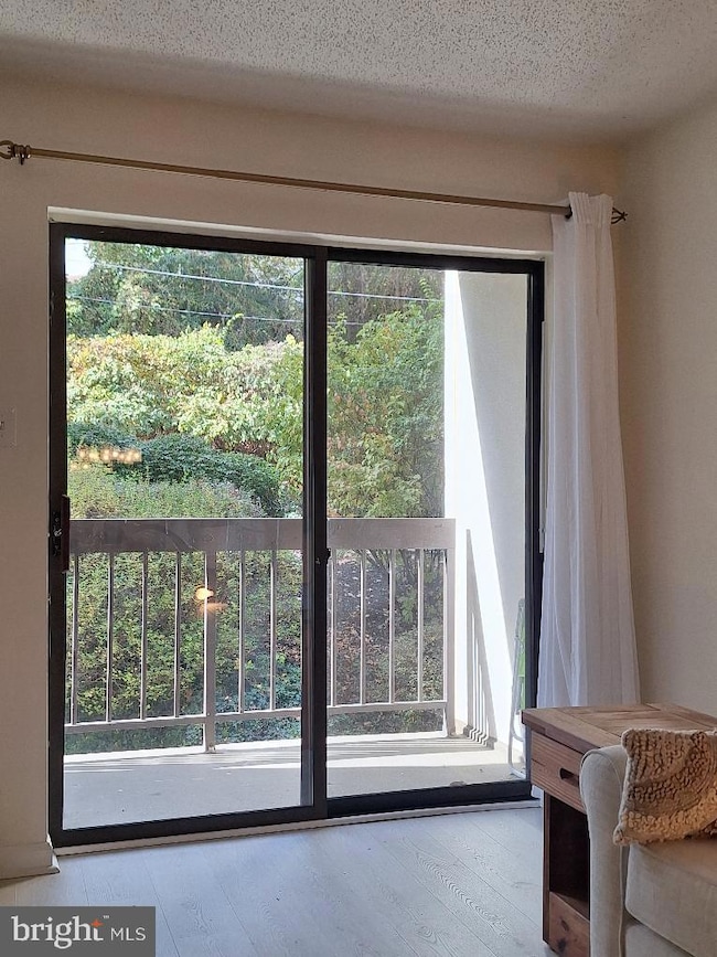 Crum Creek Valley Condominiums unit 3J, Wallingford, PA 19086 - photo 5