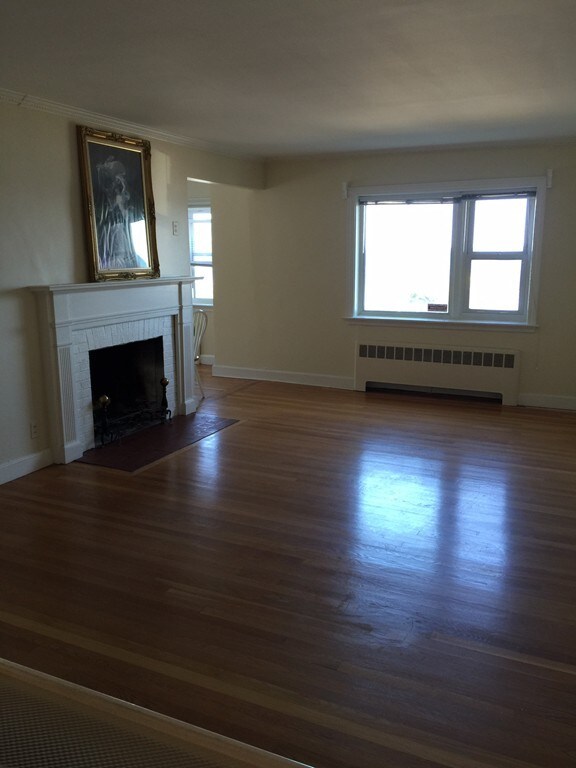 77 Lynn Shore Dr unit 1, Lynn, MA 01902 - photo 5