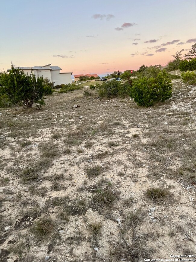 10202 Nina Ridge, San Antonio, TX 78255 - photo 6