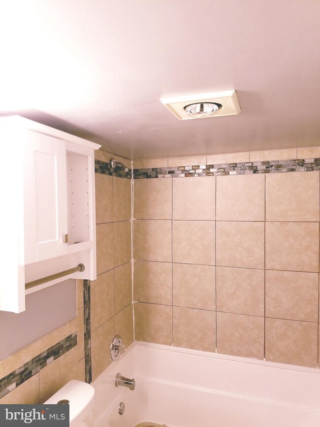 5106 F St SE unit 1, Washington, DC 20019 - photo 7