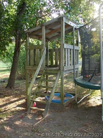 511 E Wyandotte Ave, Sulphur, OK 73086 - photo 6