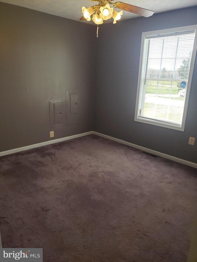 35686 Golf Course Dr, Mechanicsville, MD 20659 - photo 6