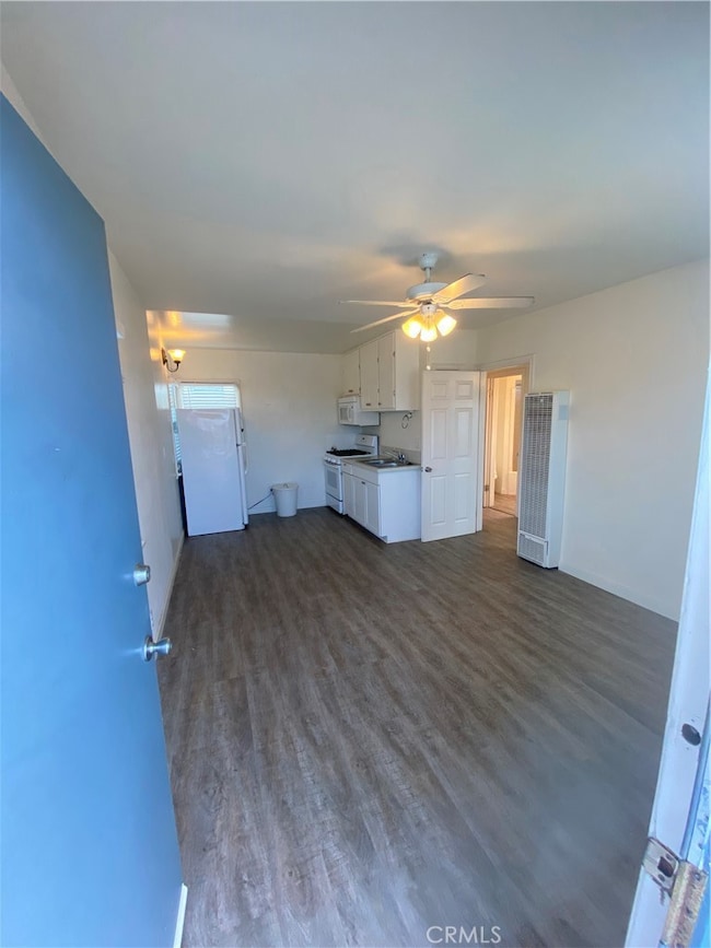 149 Avenida Cabrillo unit C, San Clemente, CA 92672 - photo 4