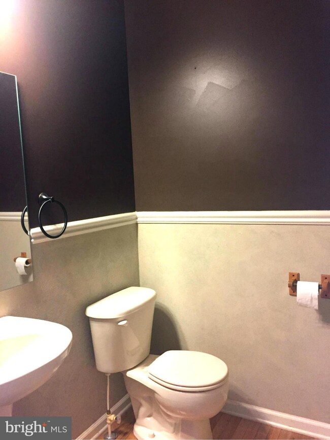 1980 Ashley Dr, Chambersburg, PA 17201 - photo 6