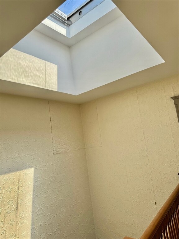 6 Newport Rd unit 8, Cambridge, MA 02140 - photo 2