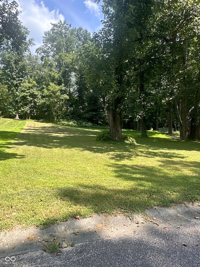 207 River Dr, Bloomfield, IN 47424 - photo 2