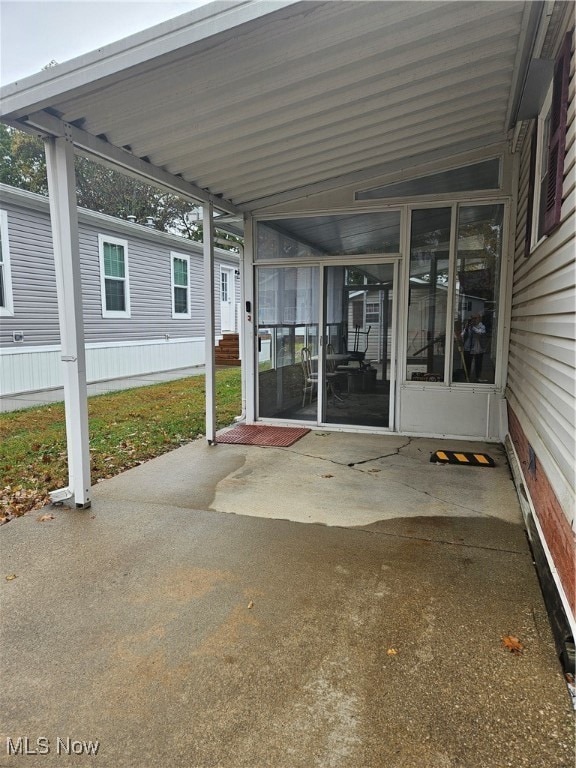 208 F St SW, Navarre, OH 44662 - photo 5